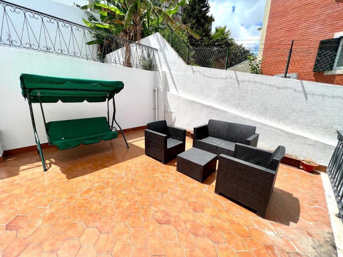Oieras Beach Suite 2 - Large Double Room With En-Suite Bathroom And Balcony Oeiras Εξωτερικό φωτογραφία
